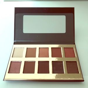 Crown Fuego Eyeshadow Palette
